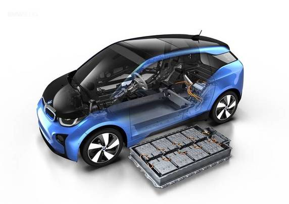 Anche BMW pensa alle batterie auto per stoccaggio domestico Anche BMW pensa alle batterie auto per stoccaggio domestico