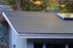 Tegola Solare Tesla: Installato il primo Tetto Solar Roof